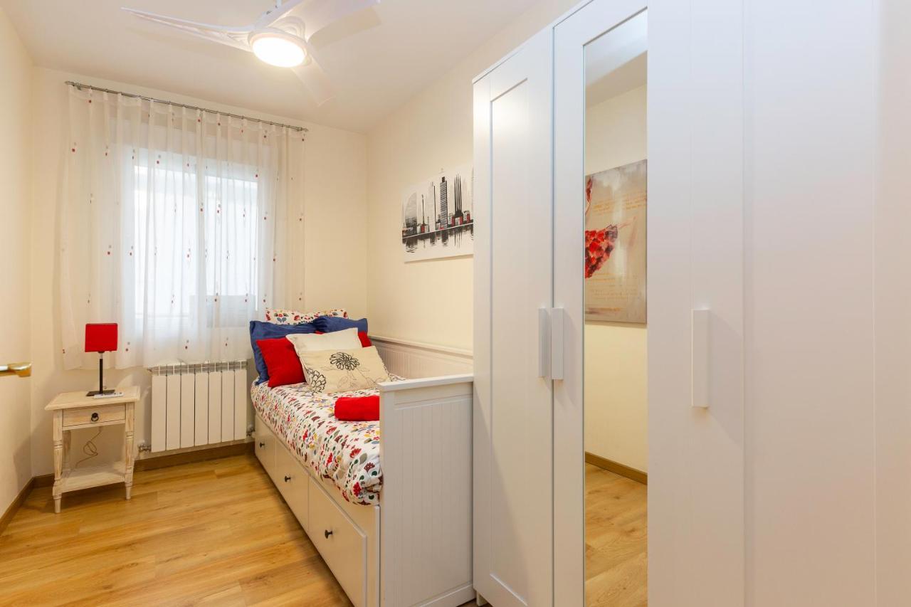 Apartamento Puente De Segovia Apartment Madrid Exterior photo